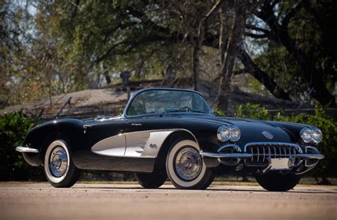 Cars, convertible — model origin: The 1953-1962 Chevrolet Corvette C1 - Exotic Car List