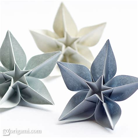 Decorate Your Home with These Beautiful Origami Flowers