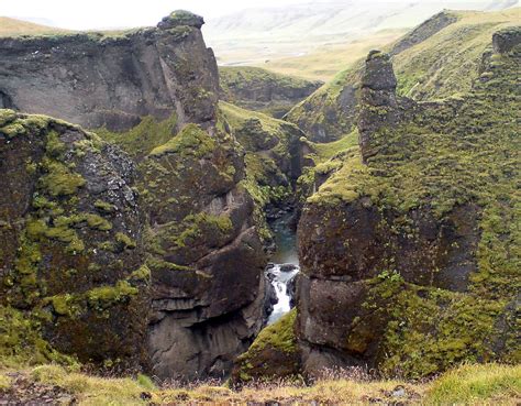 Why You Should Explore Icelands Fjaðrágljúfur Canyon