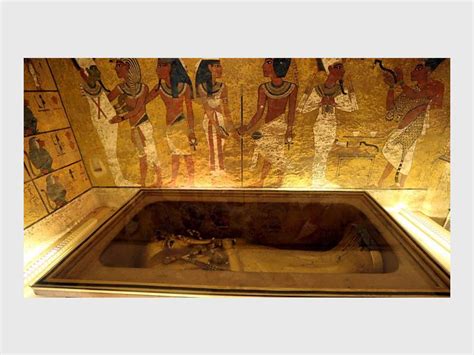 Today In History Archaeologist Opens Tomb Of King Tut Roodepoort Record