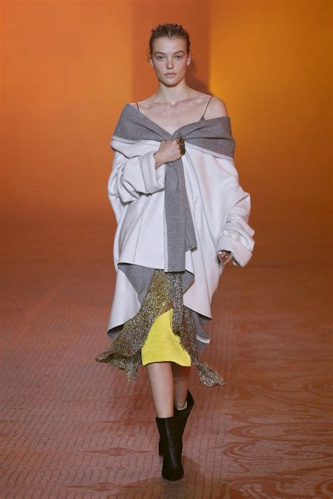 Poiret Ready To Wear Fashion Show Collection Fall Winter 2018