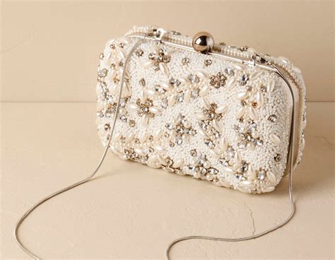 Discover 10 Cute Wedding Bags And Clutches For Brides