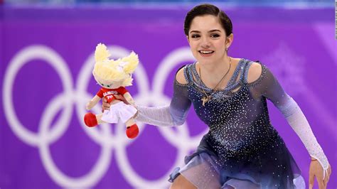Olympic Ice Skating Medvedeva Sets World Record Then Zagitova Breaks