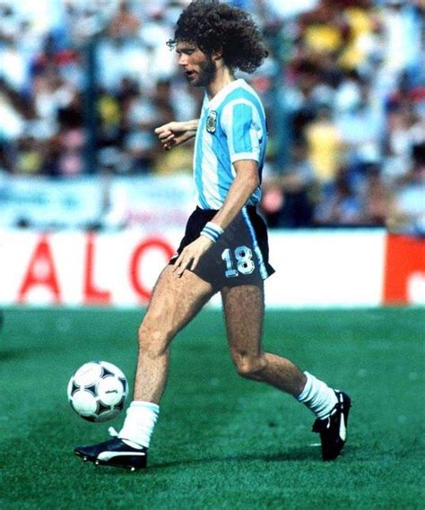 Post su alberto tarantini argentina scritto da spazio70. Alberto Tarantini of Argentina in 1982. | Calciatori, Calcio