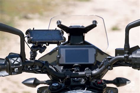 A Quick Release Motorcycle Phone Holder Thats Tough And Secure Adv Pulse