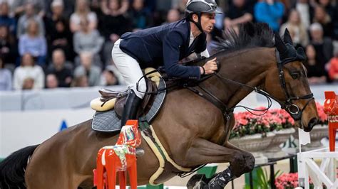 He is the 2012 olympic champion in individual jumping. St. Gallen: Heimsieg für Steve Guerdat - sport - news ...