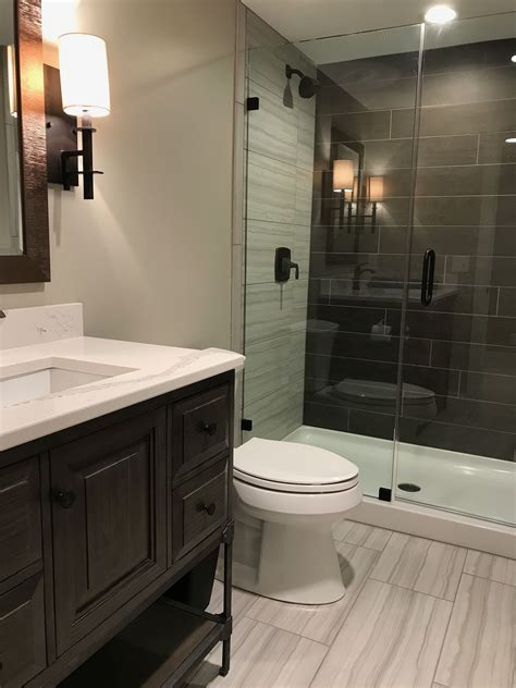 10 Small Bathroom Designs With Tub