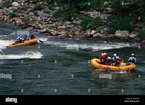Whitewater Raftingocoee Rivertennessee Stock Photo Alamy