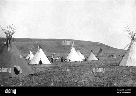 Plains Indian Camp Hi Res Stock Photography And Images Alamy