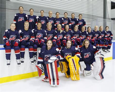 Us Womens Ice Hockey Team Photo