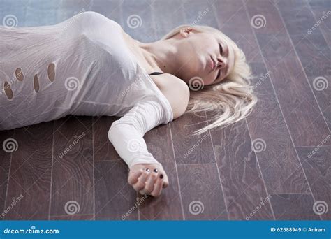 Dead Woman Stock Image Image Of Scene Girl Death Tragedy 62588949