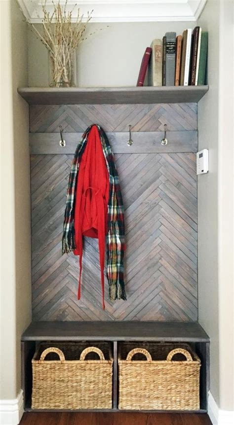 Home décor accessories are pretty expensive items to purchase, that is why some home owners are reluctant to redecorate their home even after a few years has passed from however there are some way so you could redecorate your home within affordable budget by using do it yourself home décor. 10 Do it Yourself Home Decor Hacks - Home Stories A to Z