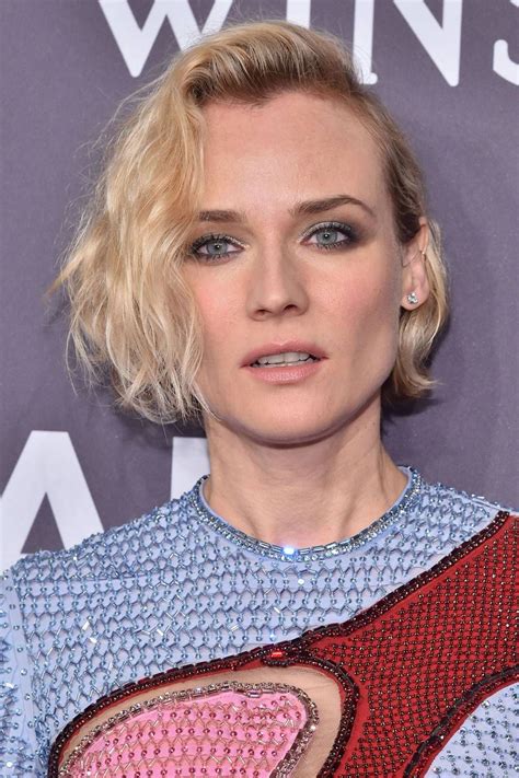 It S All About The Subtle Smoky For Diane Kruger Who Literally Could Not Look Cooler With Her