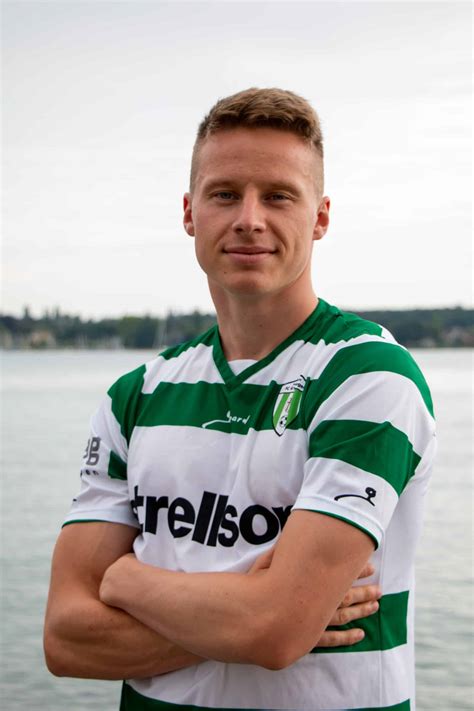 Anmelden beim fc st.gallen 1879. FC Kreuzlingen 05 - 1. Mannschaft 2020-2021 | Einblicke ...