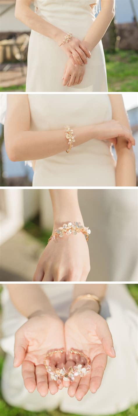 Elegant Flower Bracelet ApolloBox