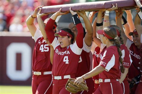 Ncaa Womens College World Series Day Live Stream Tv Schedule How To Watch Softball