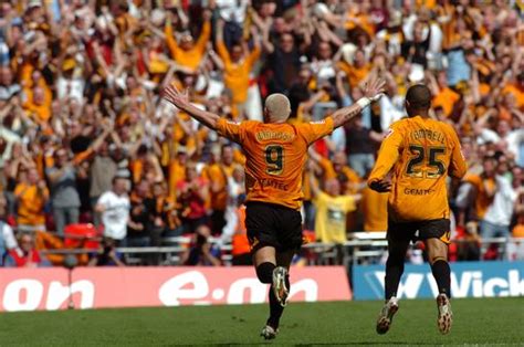 Signed dean windass hull city autograph photo montage play off final 2008. Hull City news RECAP - Nigel Adkins holds press conference ...