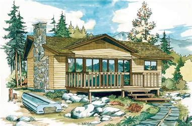 The company sells kits for traditional and contemporary style log cabins, log cabins that will fit into the corner of a piece of property as well as smaller structures like the sizes of the cabins range from about 50 square feet to about 215 square feet. Log Cabin House plans between 900 and 1000 square feet