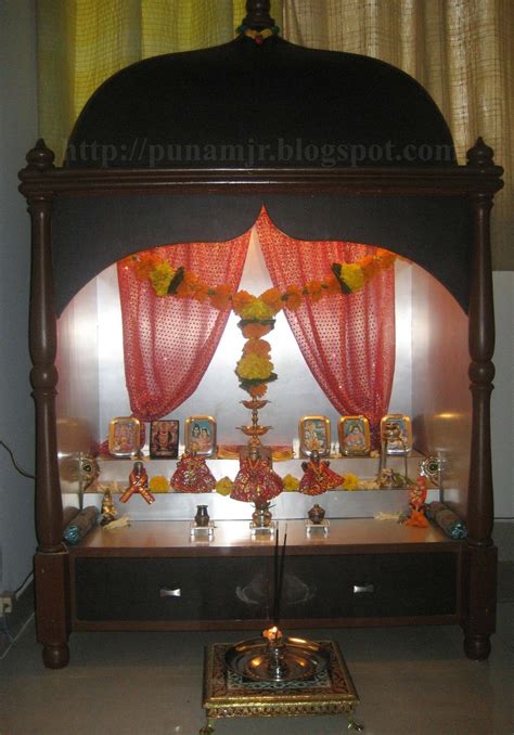 Read articles on how to design a pooja room — www.prismma.in/homedesign/category. Marble Mandir Designs For Home Hawaii Dermatology | HD | Temple design for home, Pooja rooms ...
