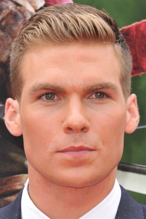 For starters, you'll want to determine where the tapering begins so you have a choice of a high, mid or low fade. side parting hairstyles mens 2016 - Styles 7