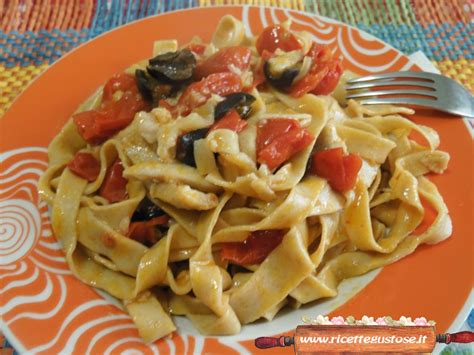 La farina di farro, infatti, è solo una delle possibili alternative alla più comune farina 00. Ricetta tagliatelle di farro alla ricciola