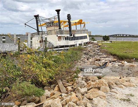 Riverboat Captain Photos And Premium High Res Pictures Getty Images