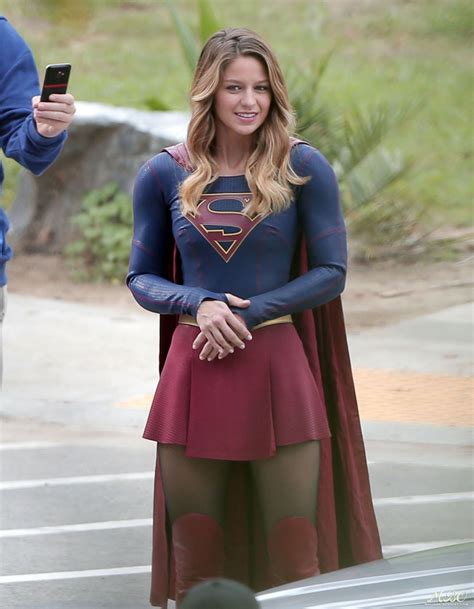 Supergirl Set Photos In Los Angeles Melissa Benoist Kara Danvers