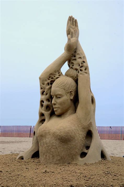 Amusing Monday Amazing Sand Sculptures Are But Brief Creations
