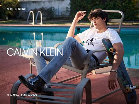 Hey Noah Centineo Stars In That Calvin Klein Ad Too Refinery29 En