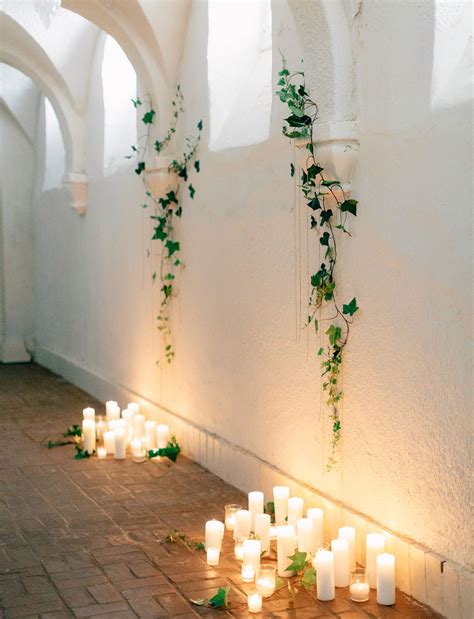 Keep things chic and simple by combining minimal typography with card stock in a. Modern Art Deco Wedding Inspiration | Minimalist wedding ...