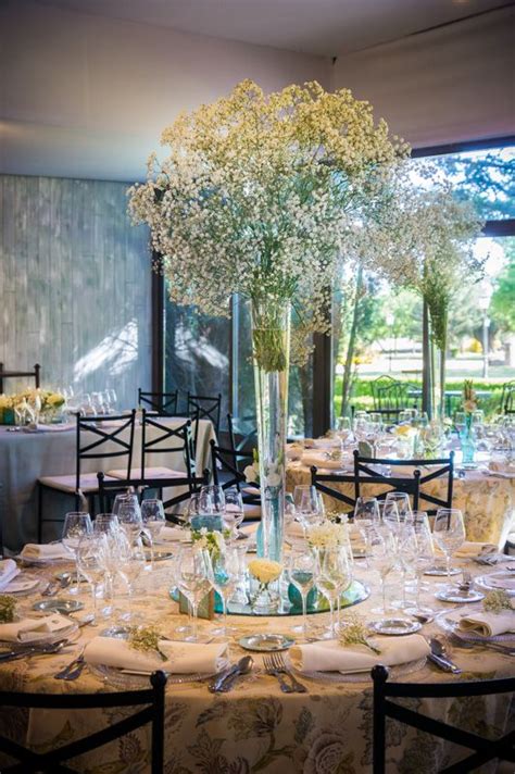 En la finca los olivos, podrás disponer de una finca para bodas en la sierra de madrid de que el banquete de bodas será inolvidable para tus comensales y disfrutarán de una finca para bodas con encanto y con todos los servicios para que la organización de la boda sea a medida y esté cuidada al detalle. Finca El Campillo & Mar de Flores www.mardeflores.com ...
