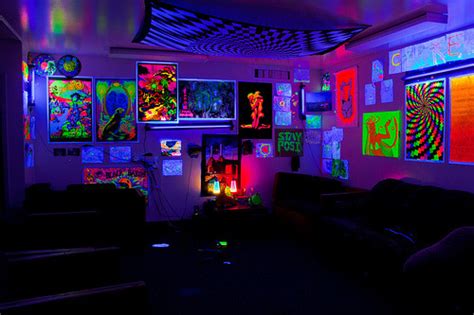 Cool Trippy Room Ideas Designbyre