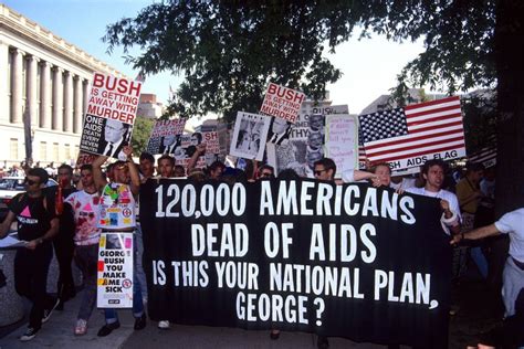 On World Aids Day Those Who Fought The 1980s Epidemic Find Striking