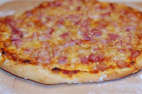 M Kitchen Pizza Toute Simple Jambon Fromage