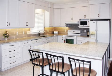 Custom Kitchen Cabinets - Countryline Woodcraft | Waterloo | GTA
