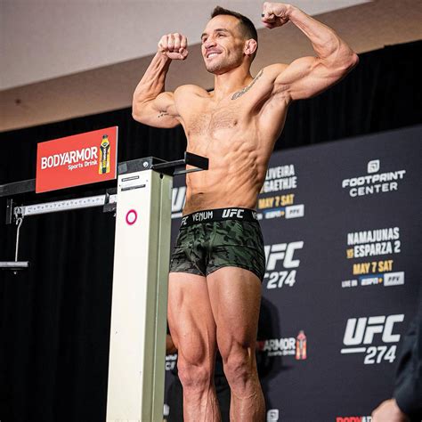 Who Is Michael Chandler The Veteran Fighters Age Wife Height Net