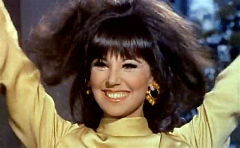Marlo Thomas In A Publicity Shot For That Girl That Girl Tv Show