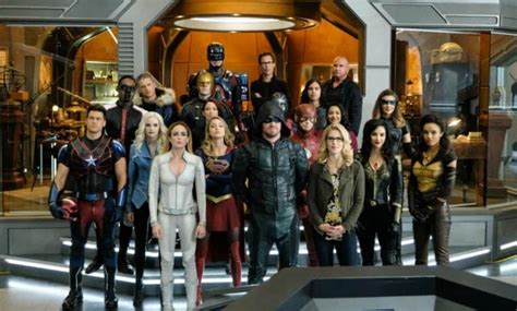 Arrowverse Crossover Crisis On Earth X Review