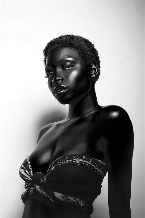 70 Ebony Model Portrait Examples Richpointofview Dark Skin Models