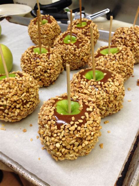 Нонсо анози, кристиан конвери, стефания оуэн и др. Homemade Taffy Apples! | Homemade taffy, Taffy apple, Sweet