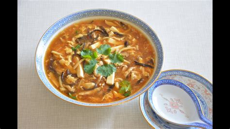 Hot and sour soup is a soup from asian culinary traditions. Chinese hot and sour soup, 酸辣湯 - YouTube