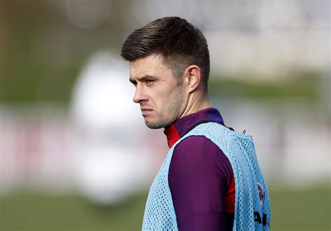 Obscene Fans React To West Ham Star Aaron Cresswells England Omission In Favour Of Luke Shaw