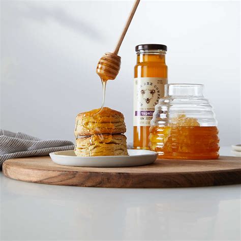 Crateandbarrel Beehive Glass Honey Jar With Wood Dipper Square One