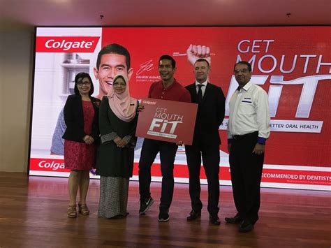  kursus kempen cara hidup sihat 'promosi keselamatan dan pencegahan kecederaan'. Kempen "Get Mouth Fit" Bulan Kesihatan Mulut Colgate 2018 ...