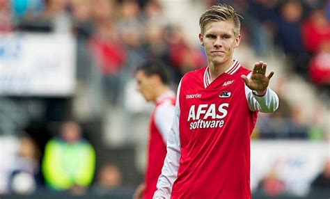 From wikipedia, the free encyclopedia. Aron Jóhannsson se acerca al Stoke City - MercaFichajes