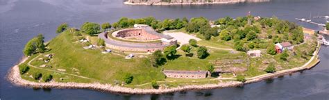Private Tour To Oscarsborg Fortress And The Town Of DrØbak From Oslo