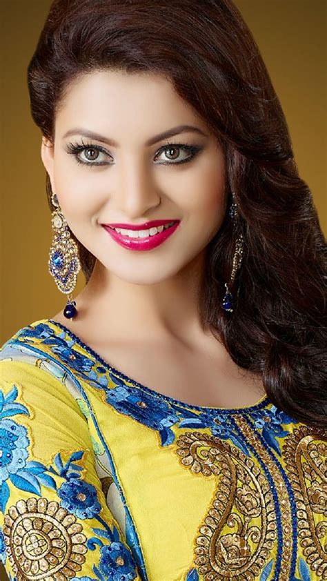 Urvashi Cantik Aktris Cantik Bollywood Mata Wajah India Bibir Wallpaper Seluler Hd