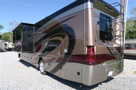 New 2018 Thor Miramar 352 Overview Berryland Campers
