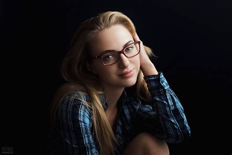 Women Blonde Women With Glasses Portrait Face Black
