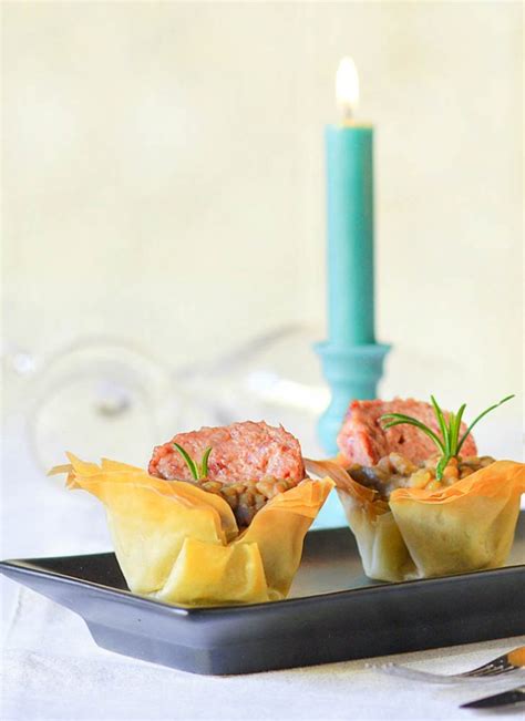 A casa mia, infatti, c'è sempre l'imbarazzo della scelta; Cestini di cotechino e lenticche. Ricetta finger food per ...